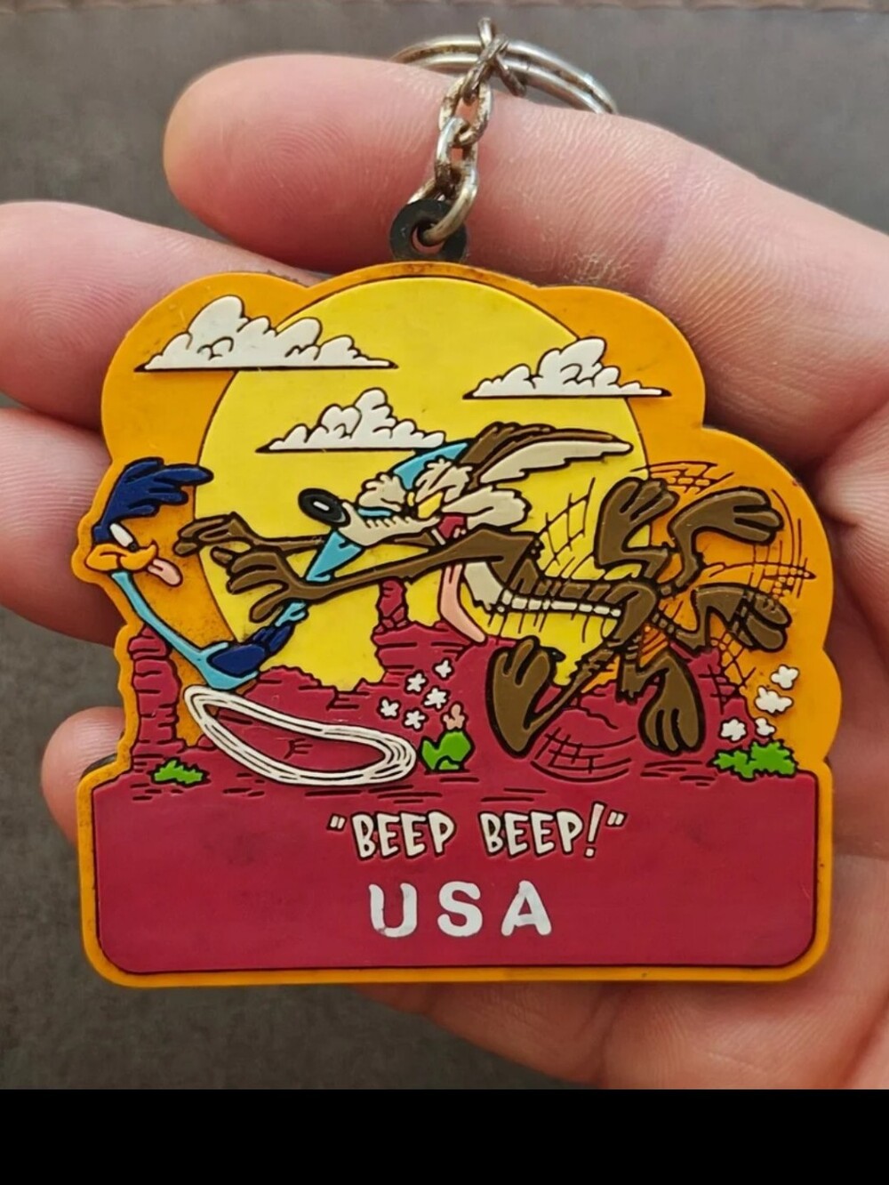 1997 Rare & HTF Looney Tunes Wile E. Coyote & the Road Runner Rubber Keychain